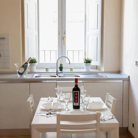 Apartment Pandy Rom